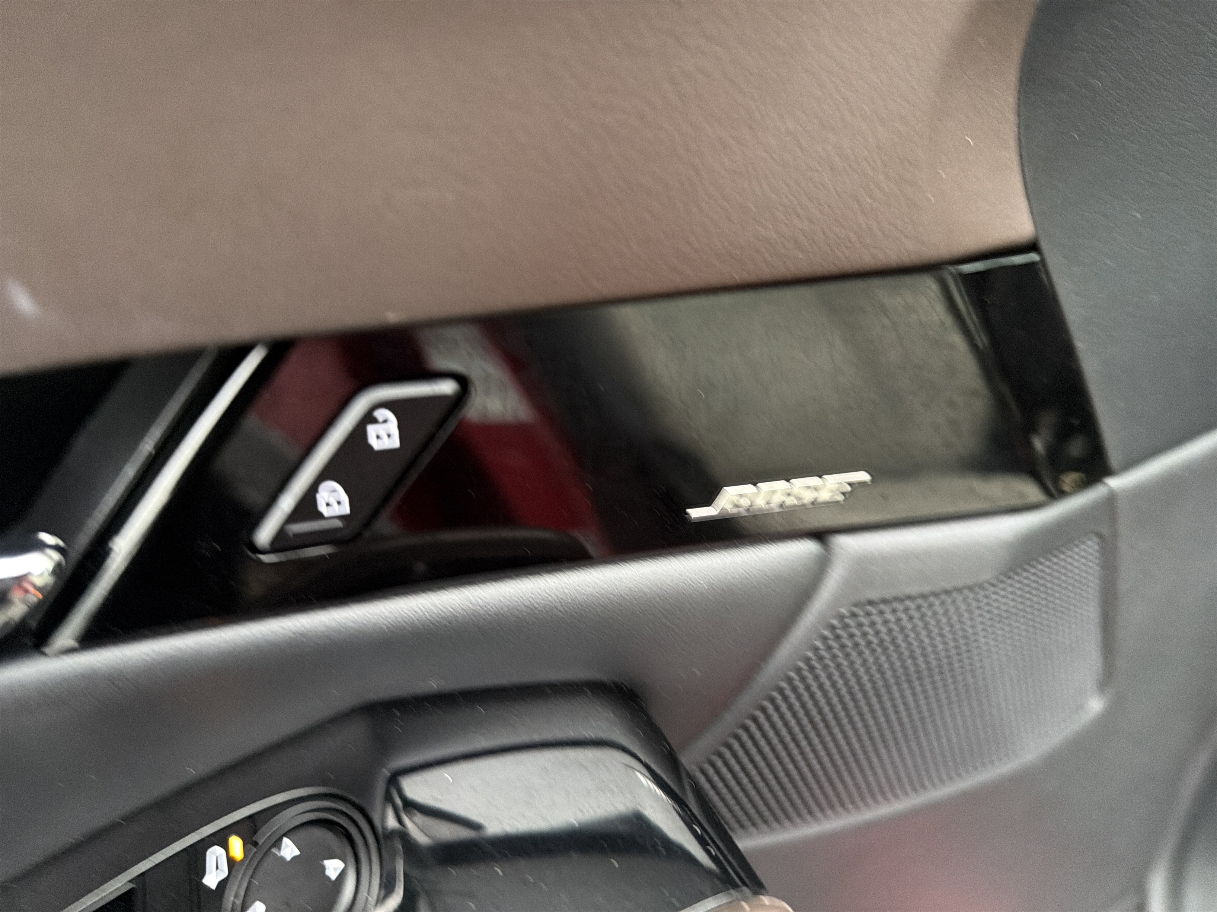 Certified 2023 MAZDA CX-30 AWD 2.5 S w/ Premium Package image 11