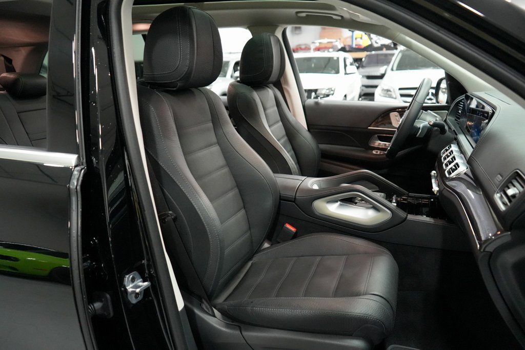 Used 2024 Mercedes-Benz GLS 450 4MATIC image 59