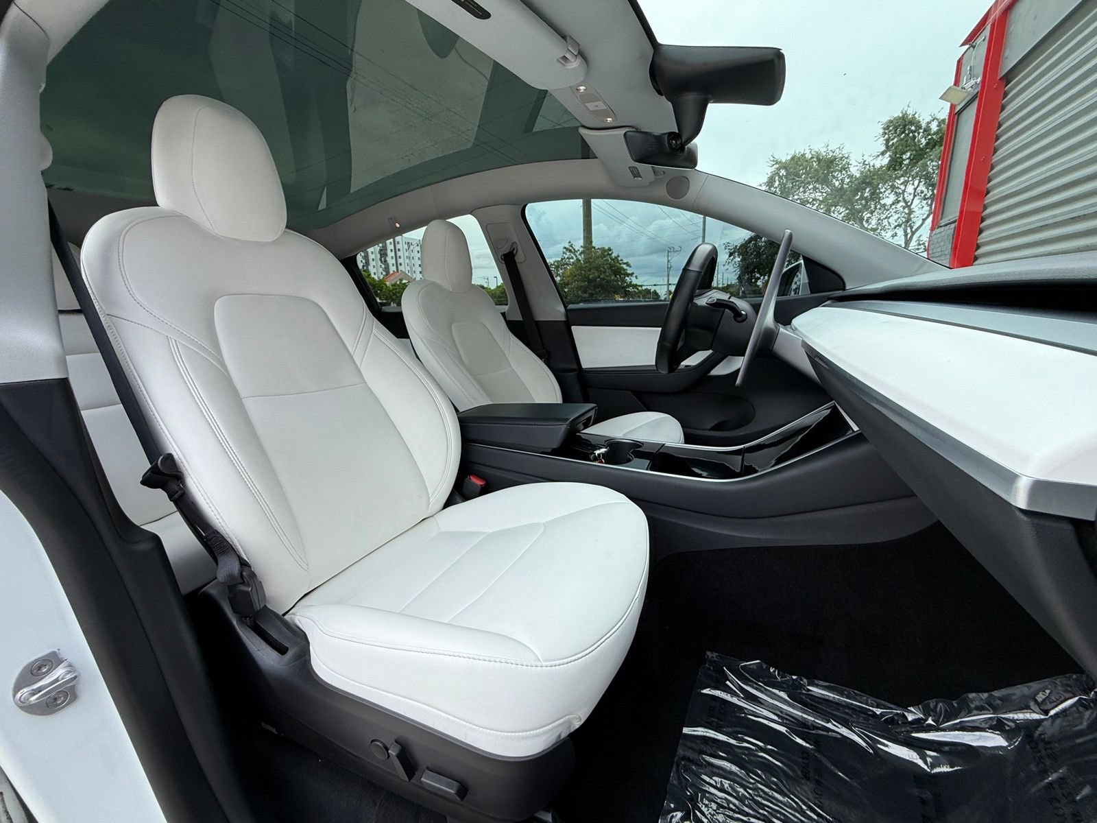 Used 2020 Tesla Model Y Long Range AWD/4WD image 23
