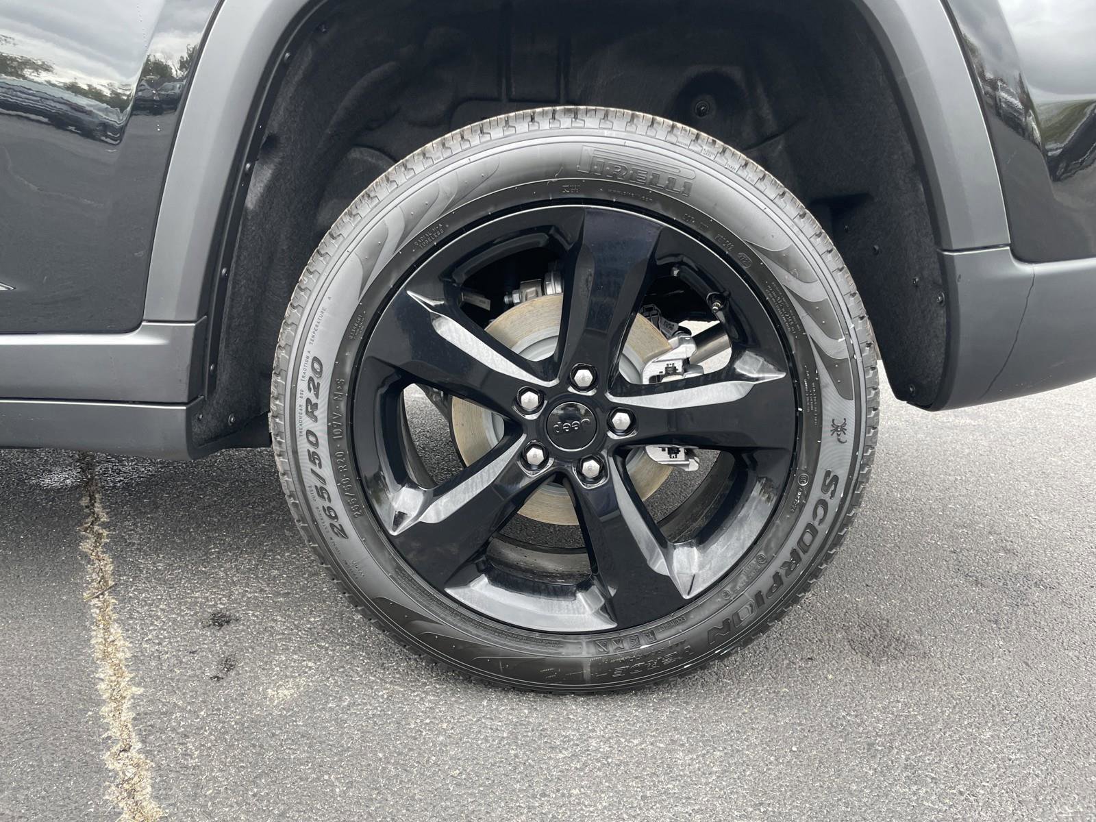 New 2025 Jeep Grand Cherokee Limited w/ Luxury Tech Group II image 48