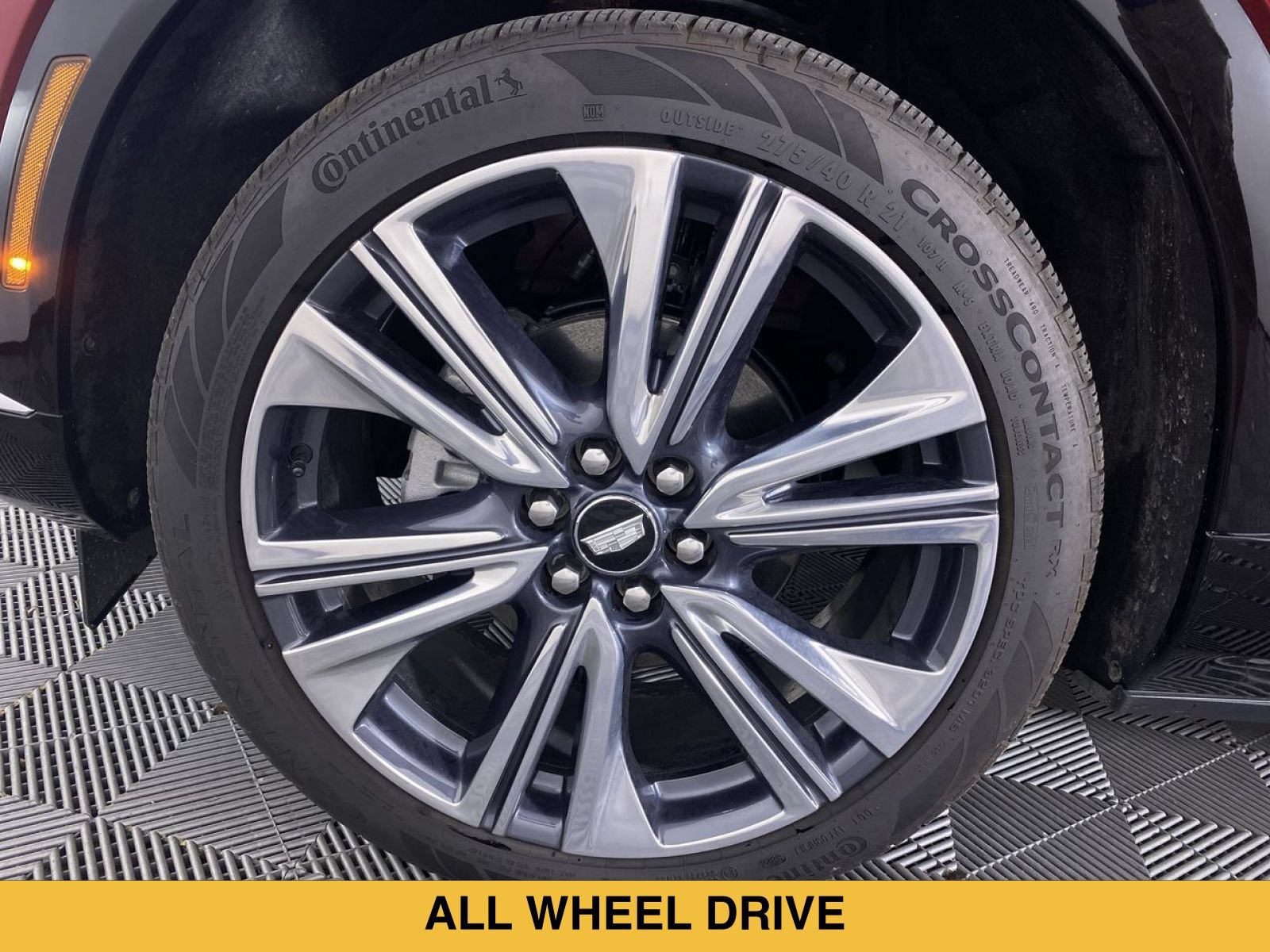 Certified 2025 Cadillac Optiq Luxury 2 AWD/4WD image 15