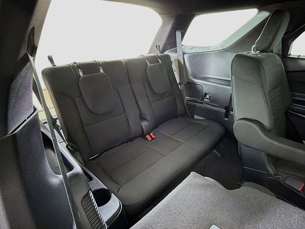 Used 2020 Ford Explorer XLT image 23