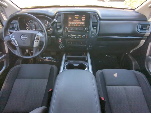 Used 2024 Nissan Titan SV w/ SV Convenience Package image 17