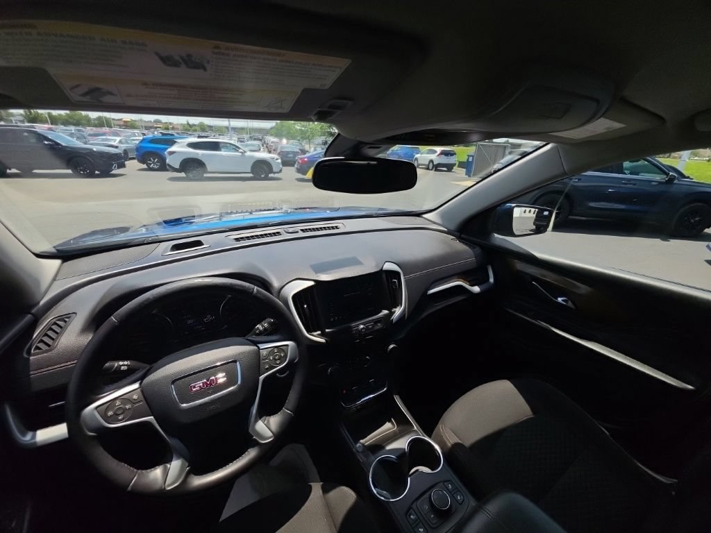 Used 2020 GMC Terrain SLE w/ Driver Convenience Package AWD/4WD image 28