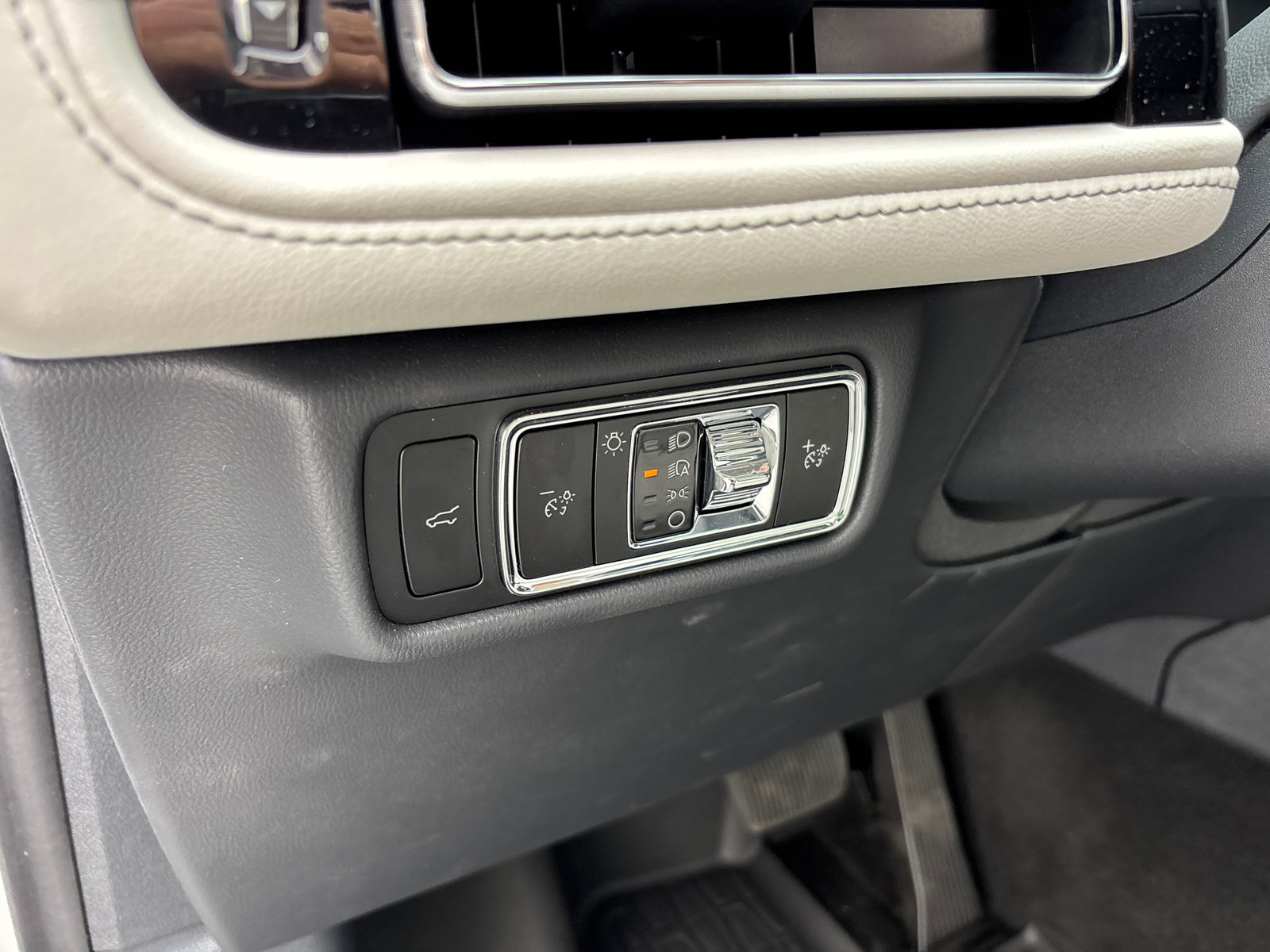 New 2025 Lincoln Aviator Reserve w/ Illumination Package image 16