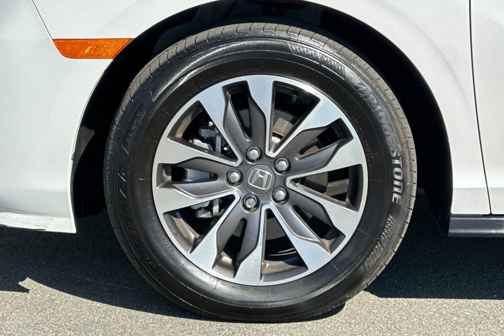 Used 2024 Honda Odyssey EX-L image 32