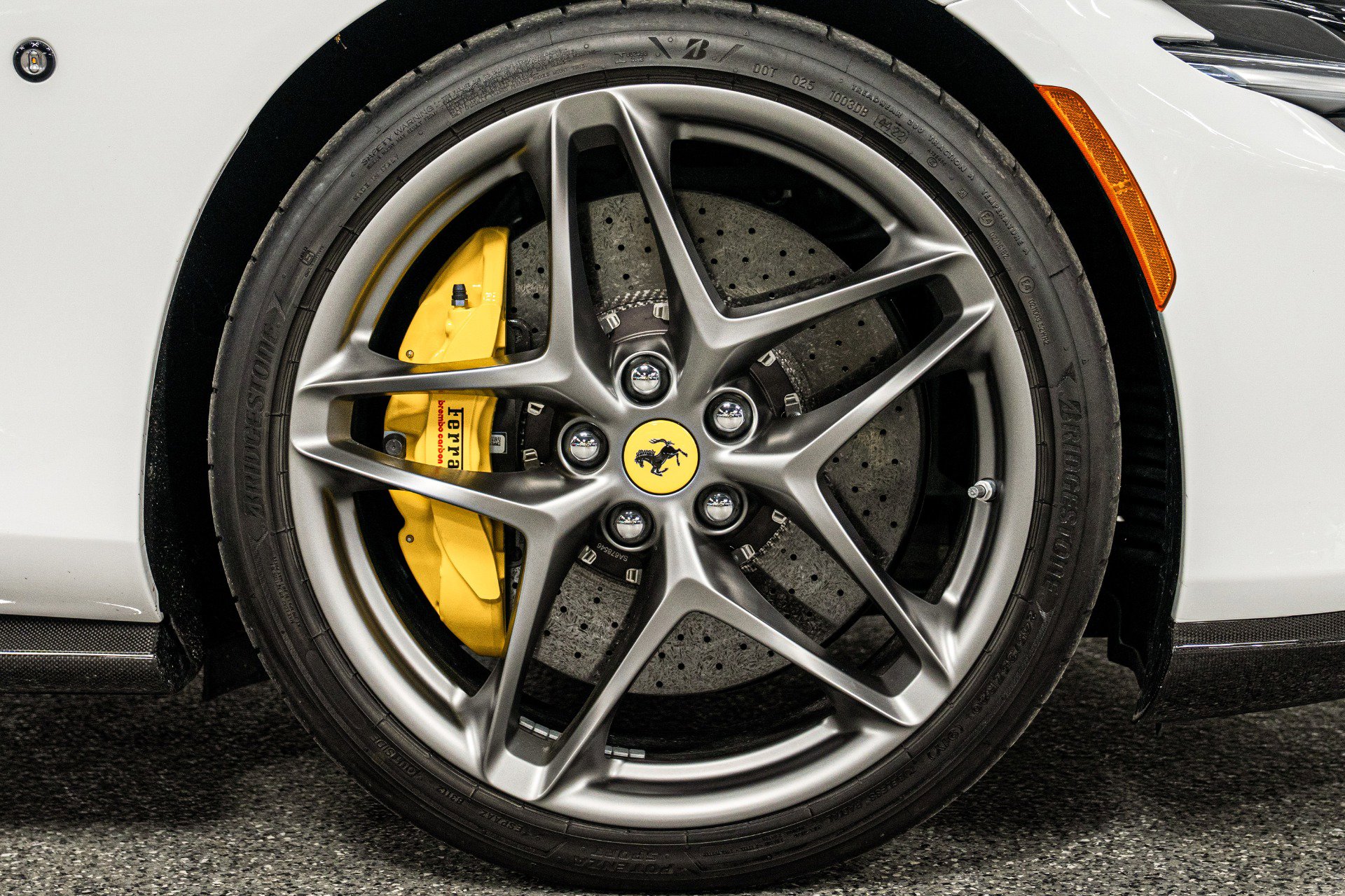 Used 2022 Ferrari Roma image 38