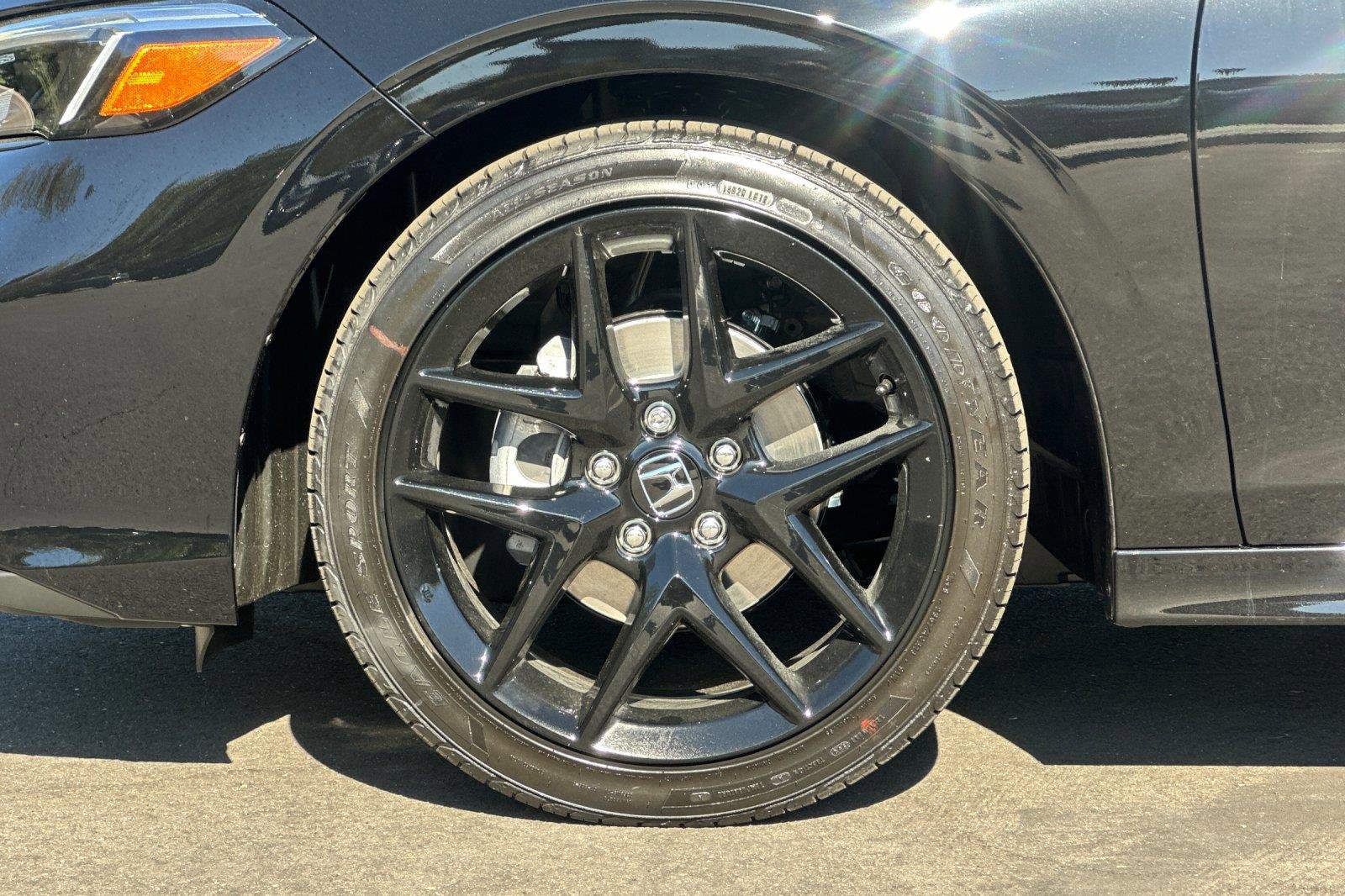 New 2026 Honda Civic Sport image 25