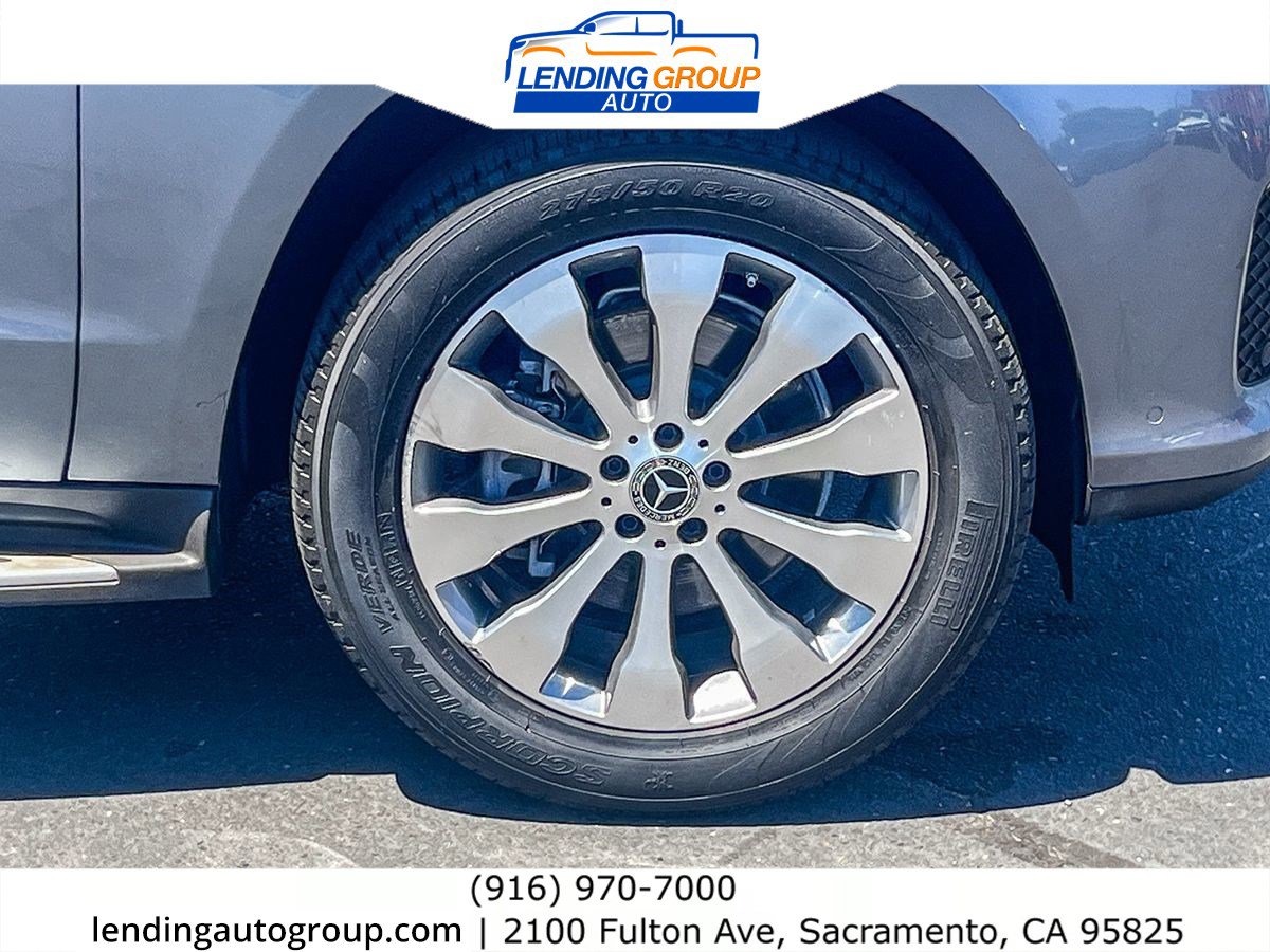 Used 2017 Mercedes-Benz GLS 450 4MATIC image 9