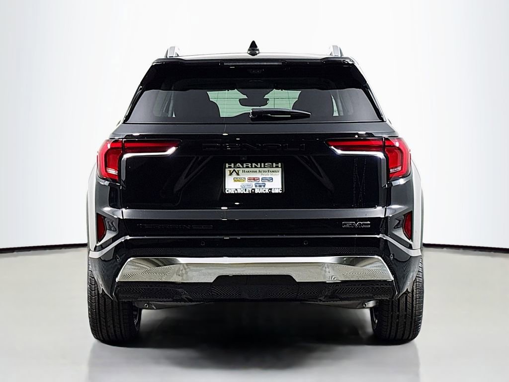 New 2026 GMC Terrain Denali w/ LPO, Black Badging Package image 6