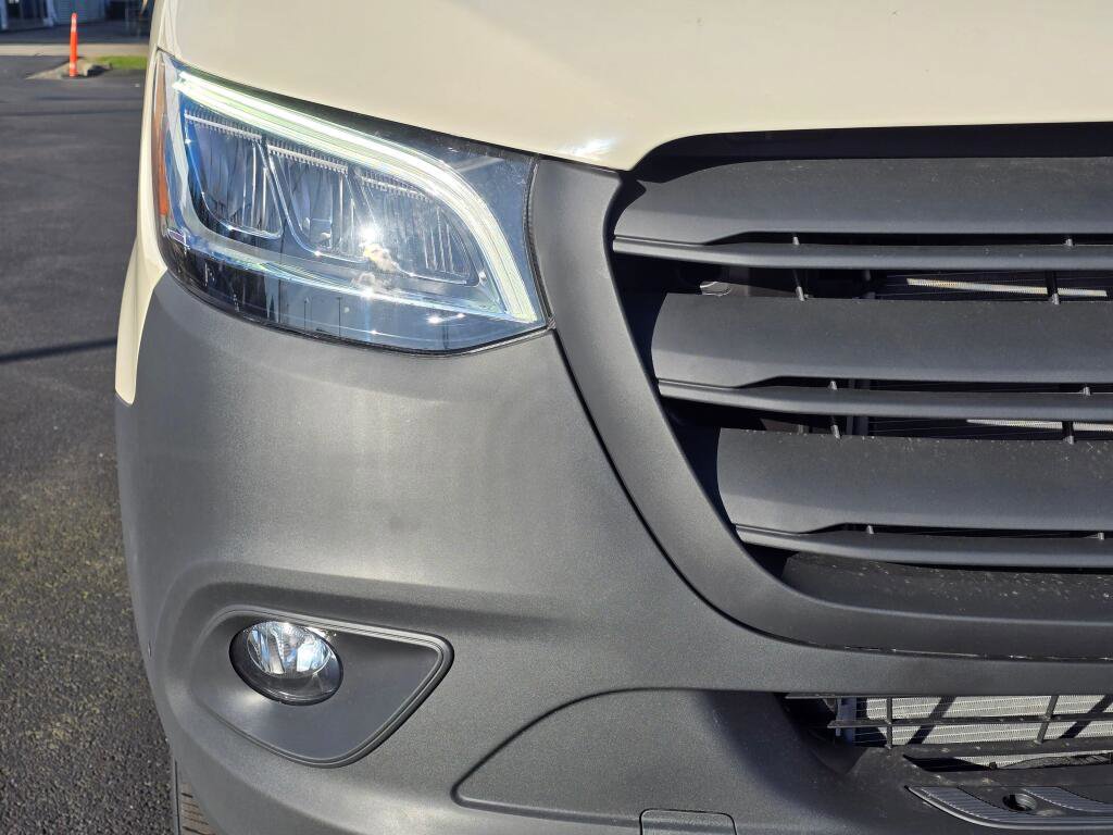 New 2026 Mercedes-Benz Sprinter 144 Cargo image 27