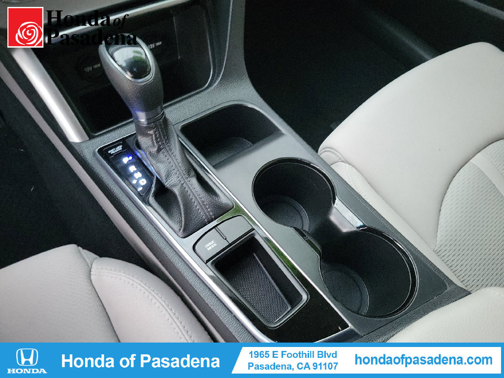Used 2015 Hyundai Sonata SE FWD image 18