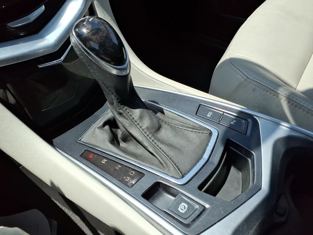 Used 2015 Cadillac SRX Luxury FWD image 17