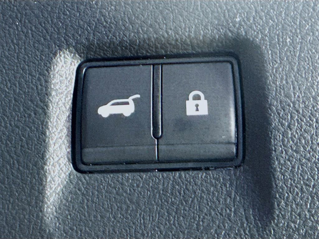 Used 2026 INFINITI QX60 Luxe w/ Cargo Package image 32