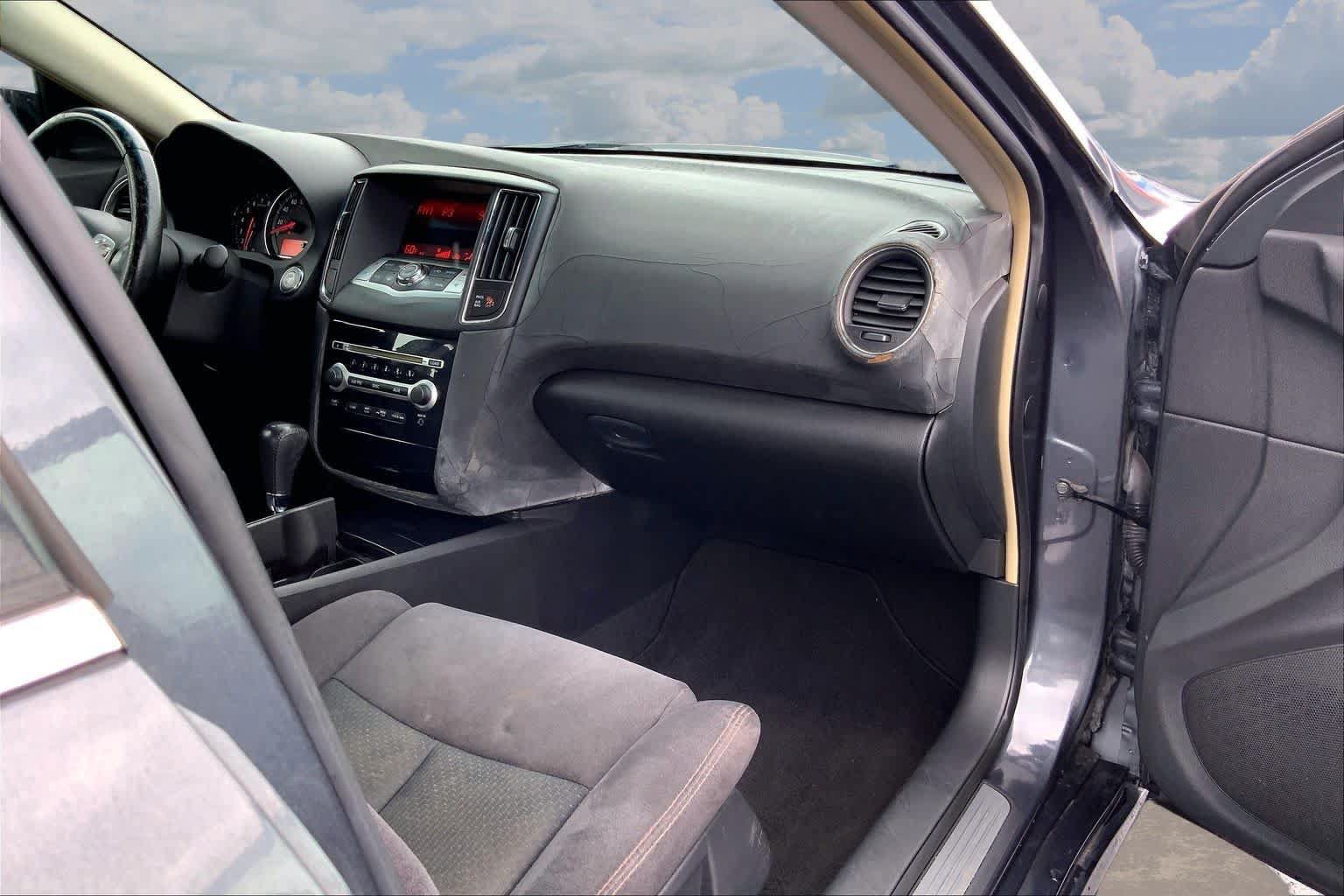 Used 2011 Nissan Maxima 3.5 S FWD image 23