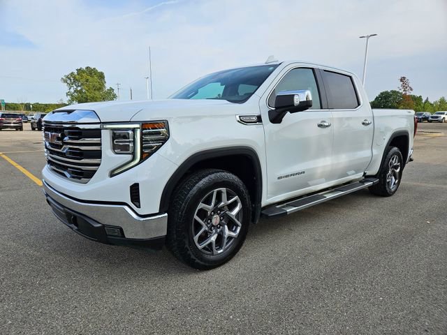 Used 2022 GMC Sierra 1500 SLT w/ X31 Off-Road Package image 3