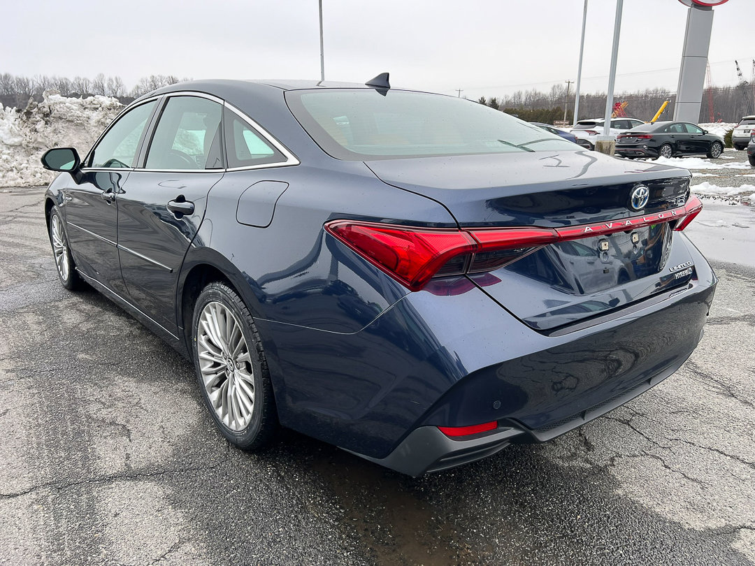 Used 2020 Toyota Avalon Limited w/ Advanced Safety Package image 3