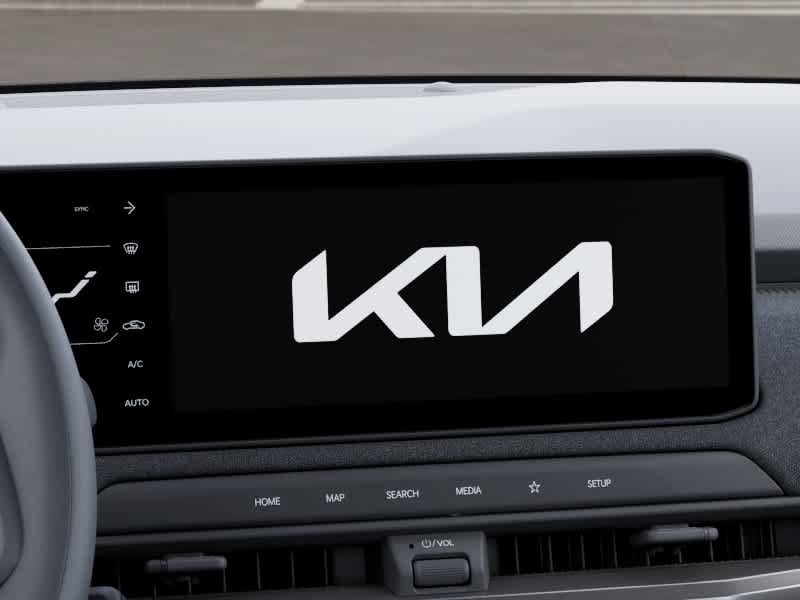 New 2027 Kia EV3 Land FWD image 18