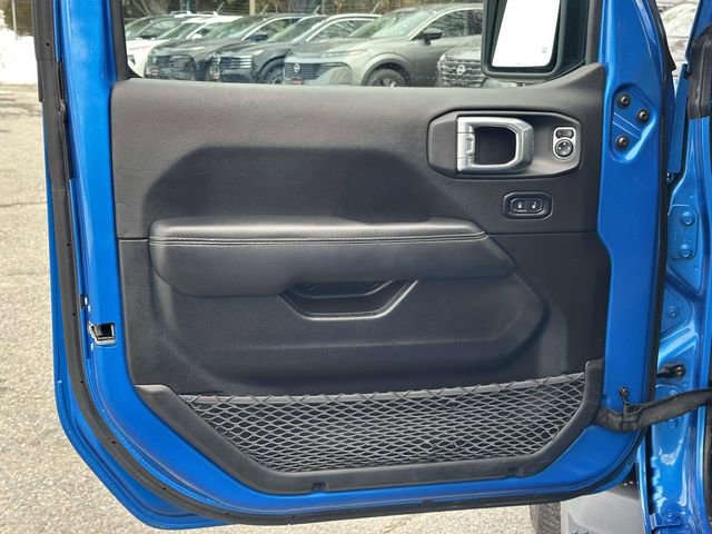 Used 2021 Jeep Wrangler Unlimited Sahara w/ Cold Weather Group image 13