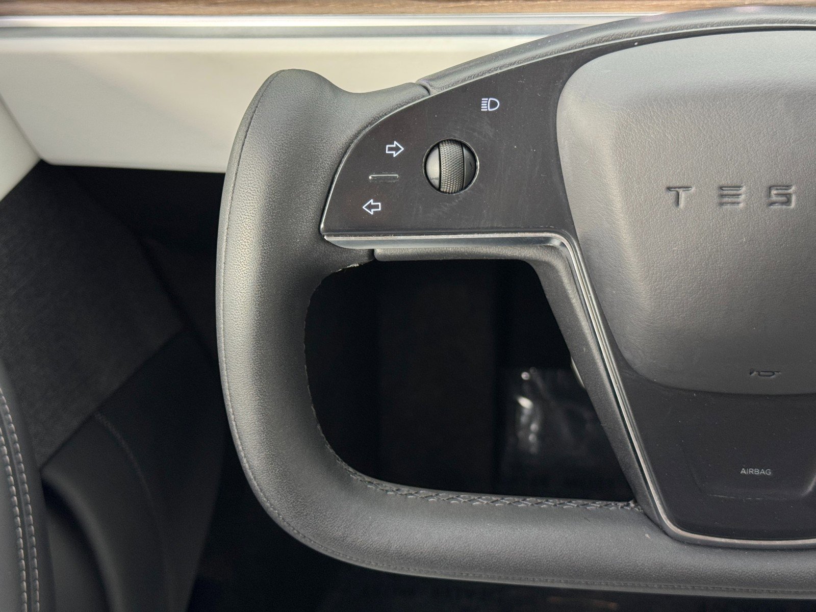 Used 2022 Tesla Model S image 20