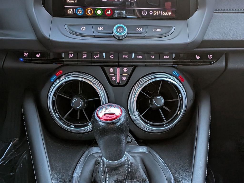 Used 2020 Chevrolet Camaro SS image 27