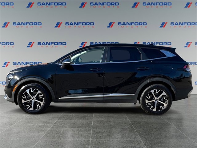 Used 2023 Kia Sportage EX image 2