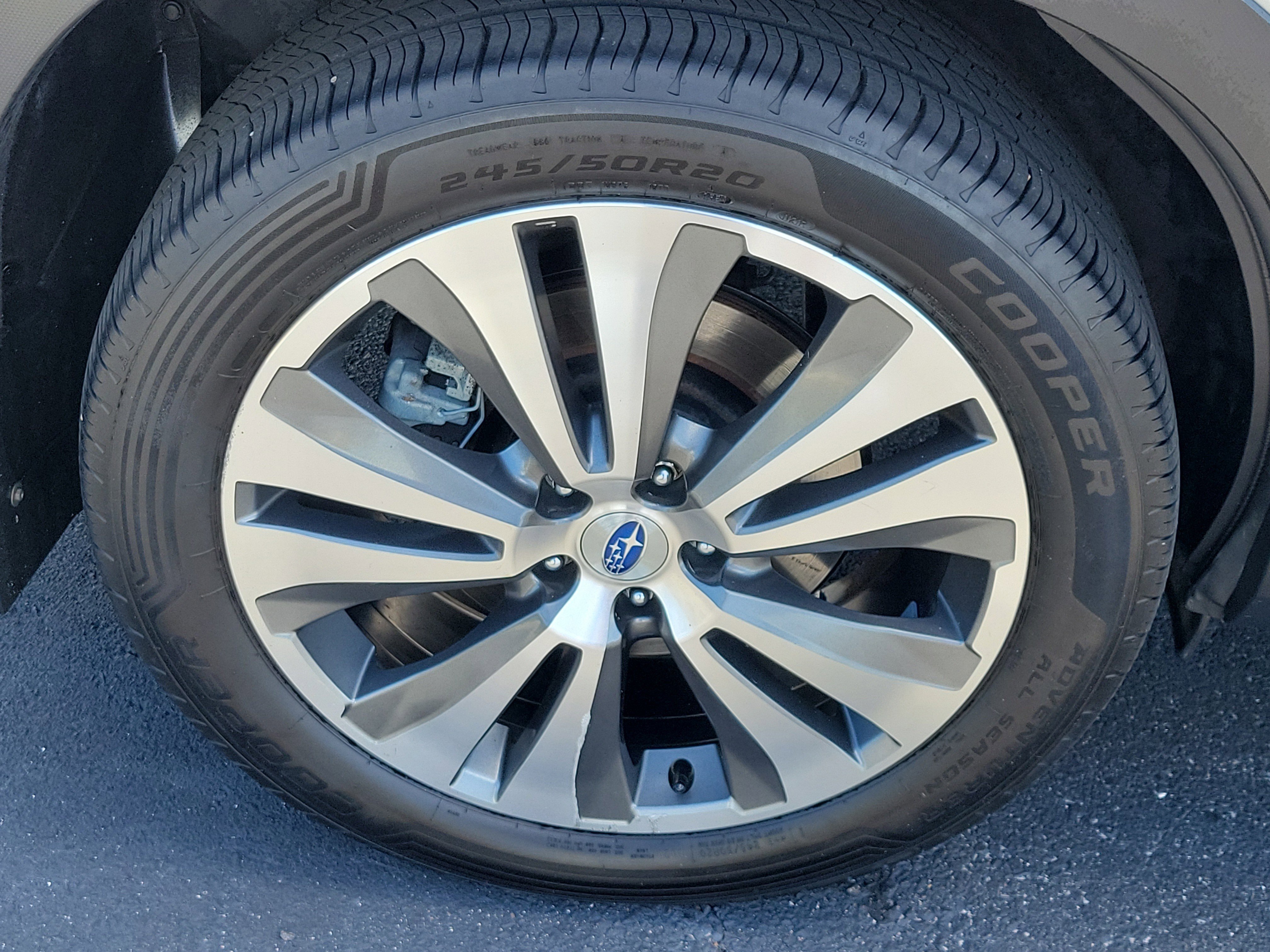 Used 2019 Subaru Ascent Limited AWD/4WD image 10