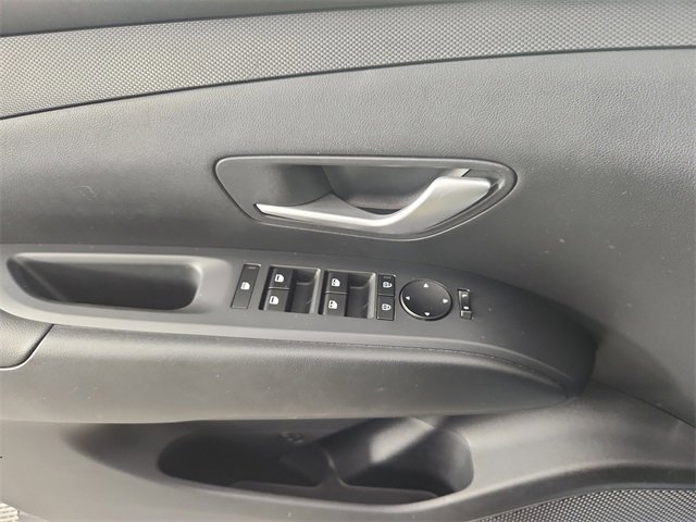 Certified 2025 Hyundai Santa Cruz SEL image 9