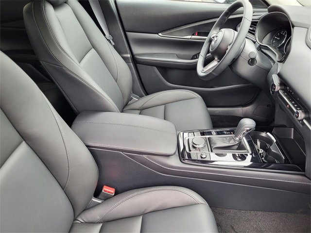 New 2025 MAZDA CX-30 AWD 2.5 S w/ Select Sport Pkg image 19