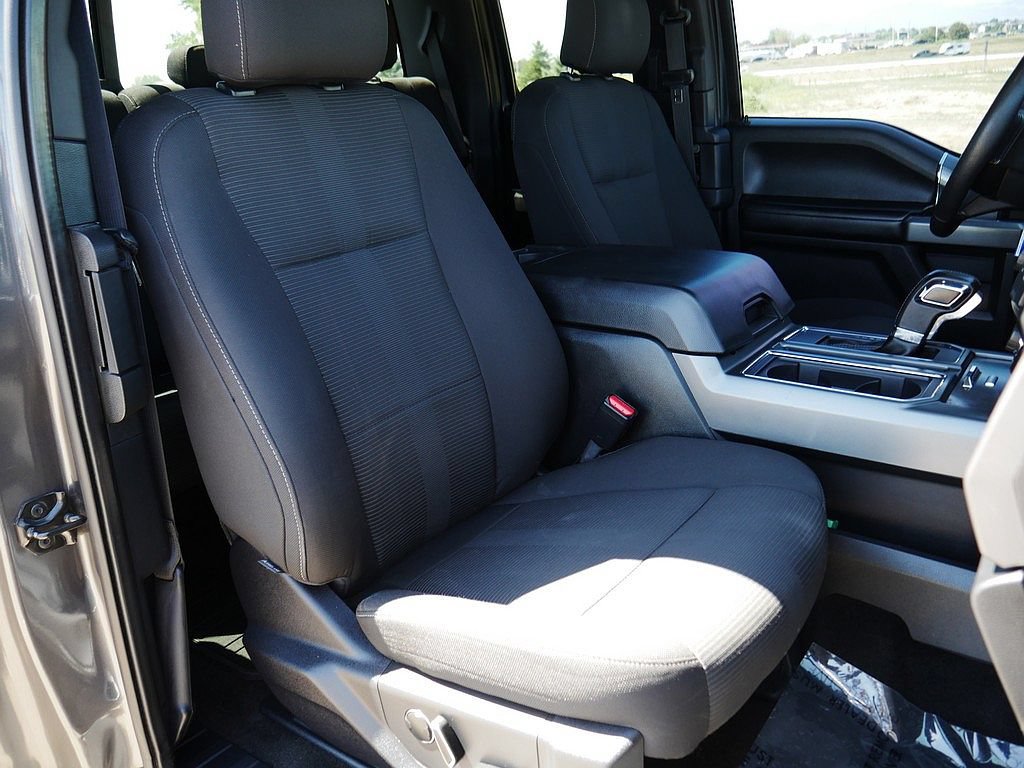 Used 2015 Ford F150 XLT w/ Equipment Group 302A Luxury AWD/4WD image 57