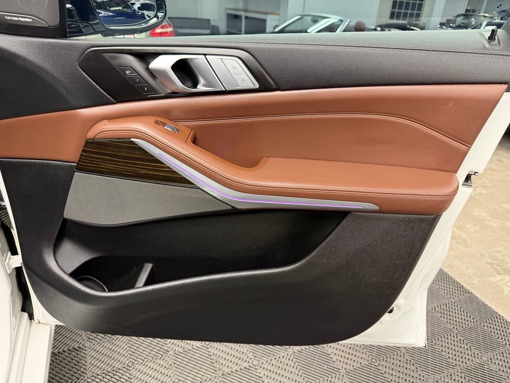 Used 2020 BMW X7 xDrive40i AWD/4WD image 55