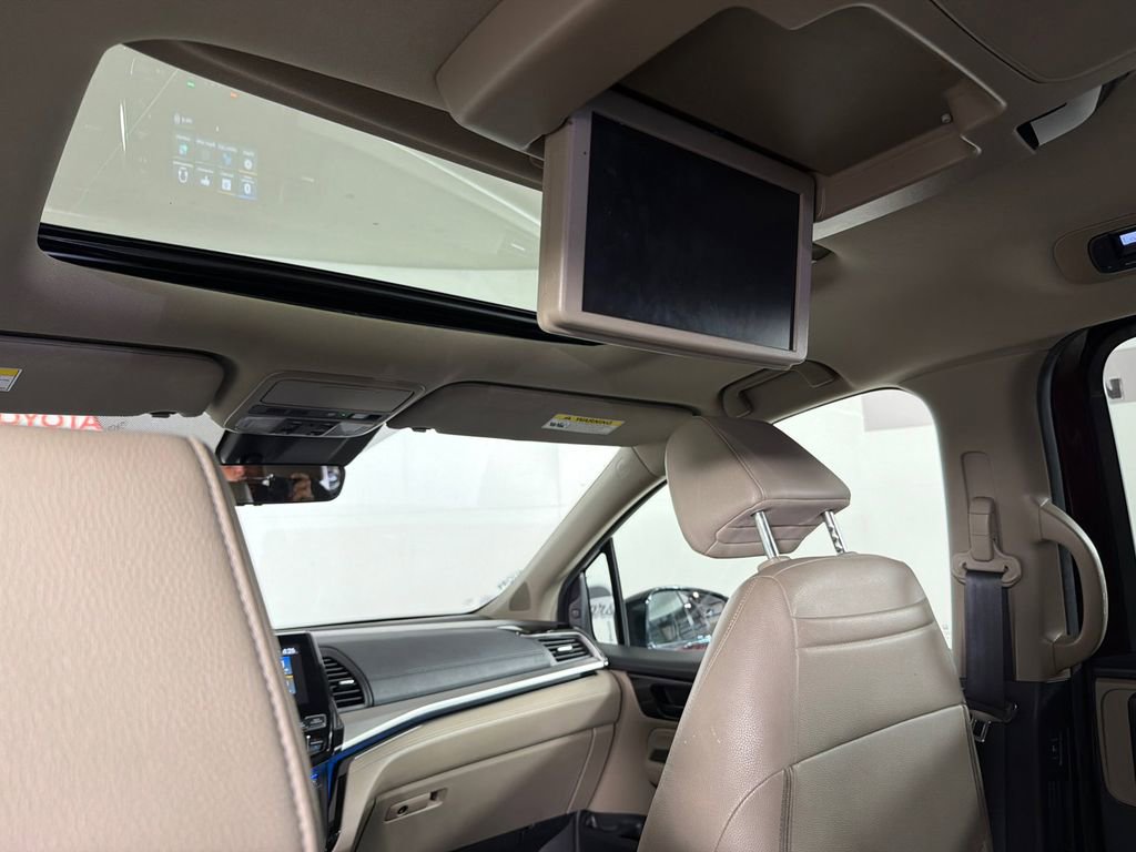 Used 2018 Honda Odyssey Elite image 22