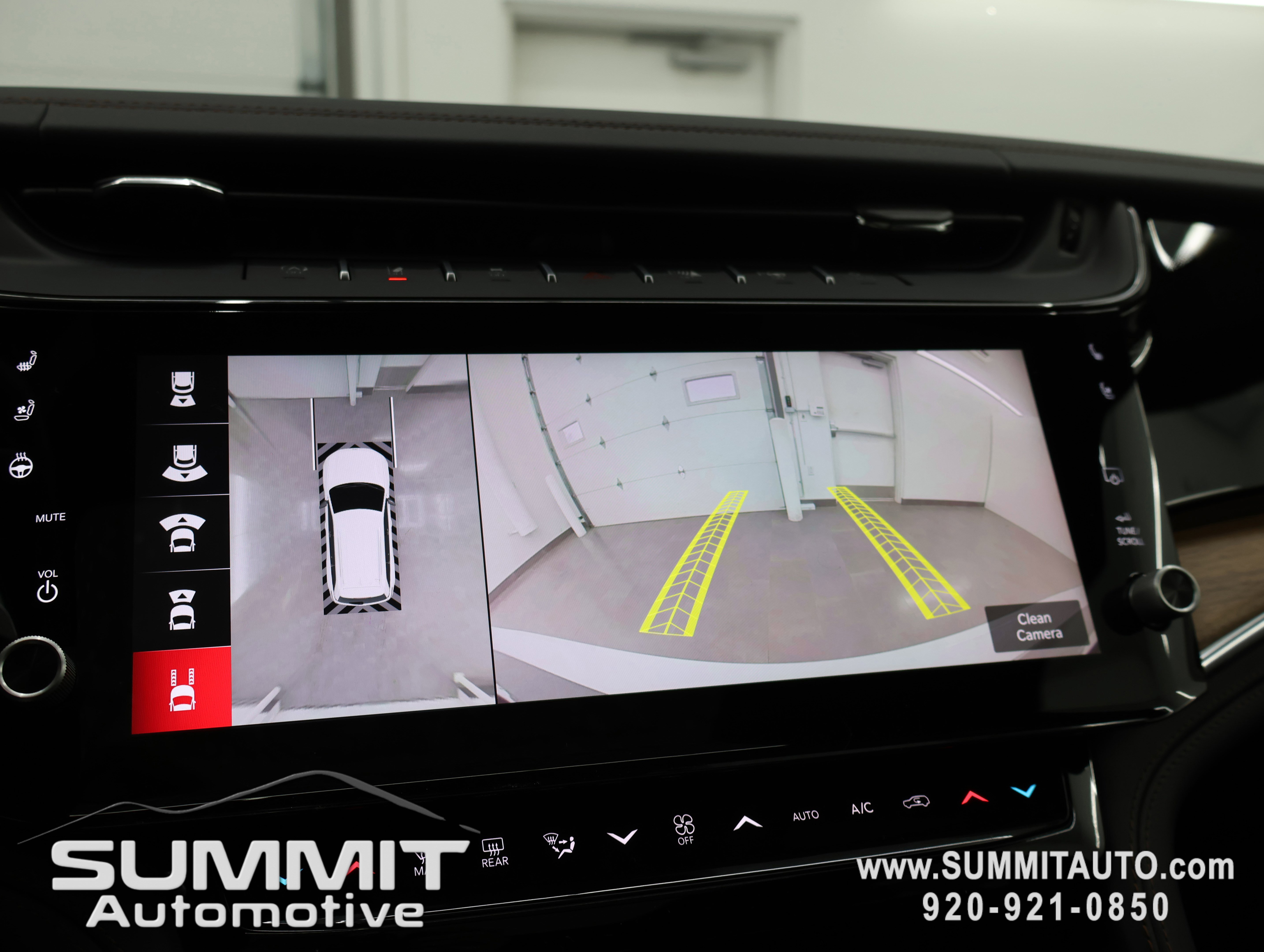 New 2026 Jeep Grand Cherokee Summit image 20