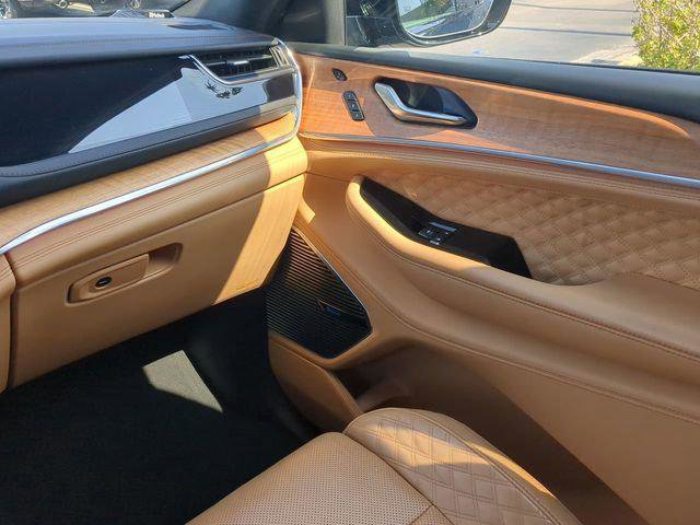 Certified 2024 Jeep Grand Cherokee Summit AWD/4WD image 20