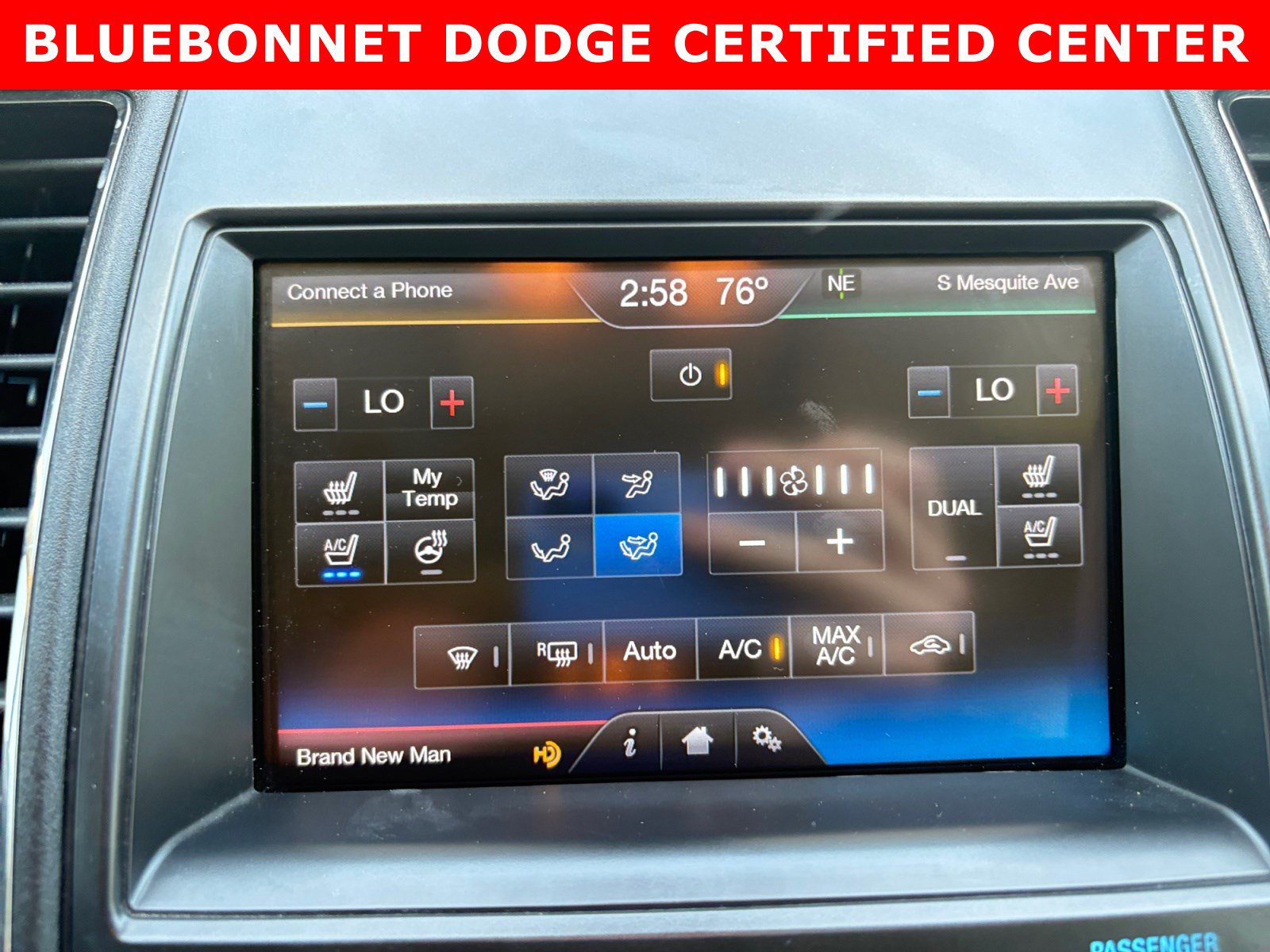 Used 2014 Ford Taurus Limited w/ Equipment Group 301A FWD image 17