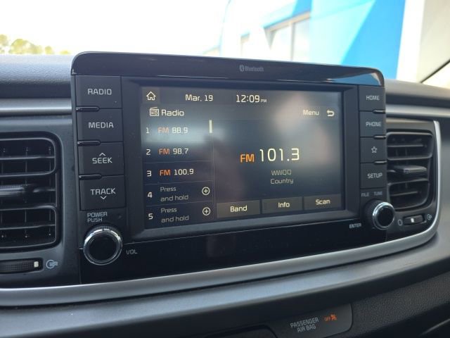 Used 2020 Kia Rio LX image 20