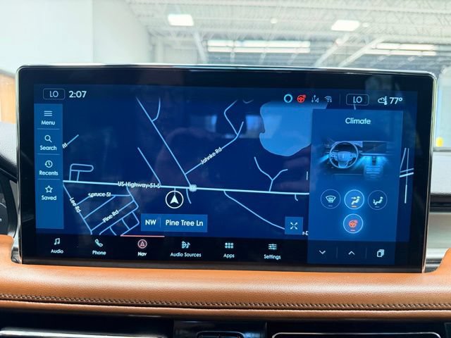 Used 2022 Lincoln Nautilus Reserve AWD/4WD image 34