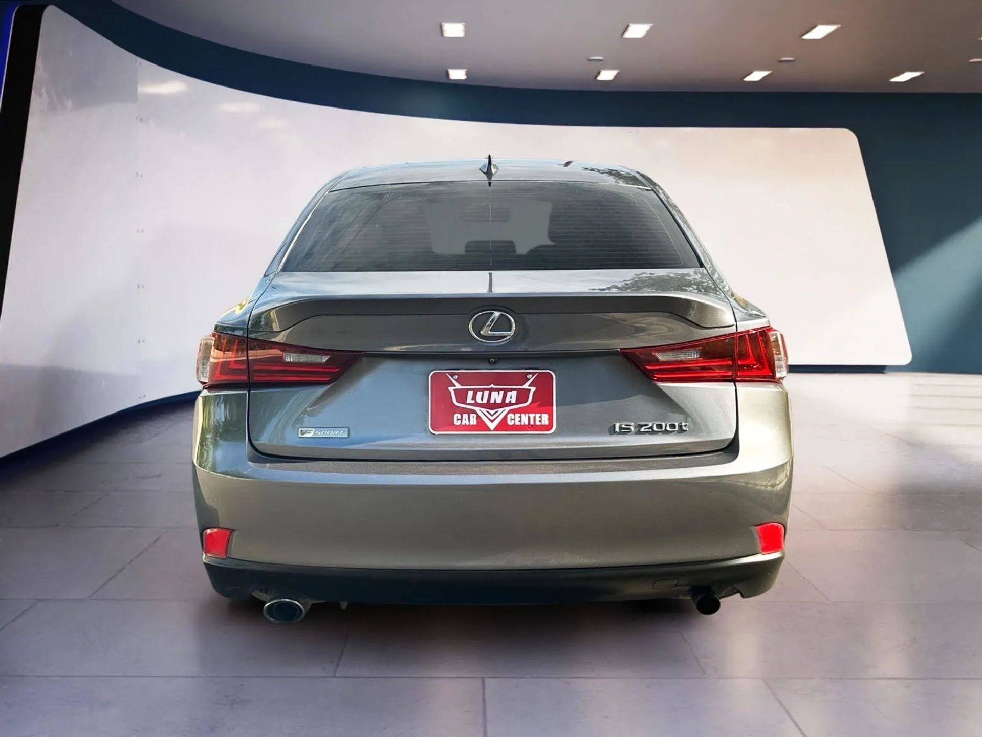 Used 2016 Lexus IS 200t w/ F Sport Package RWD image 4