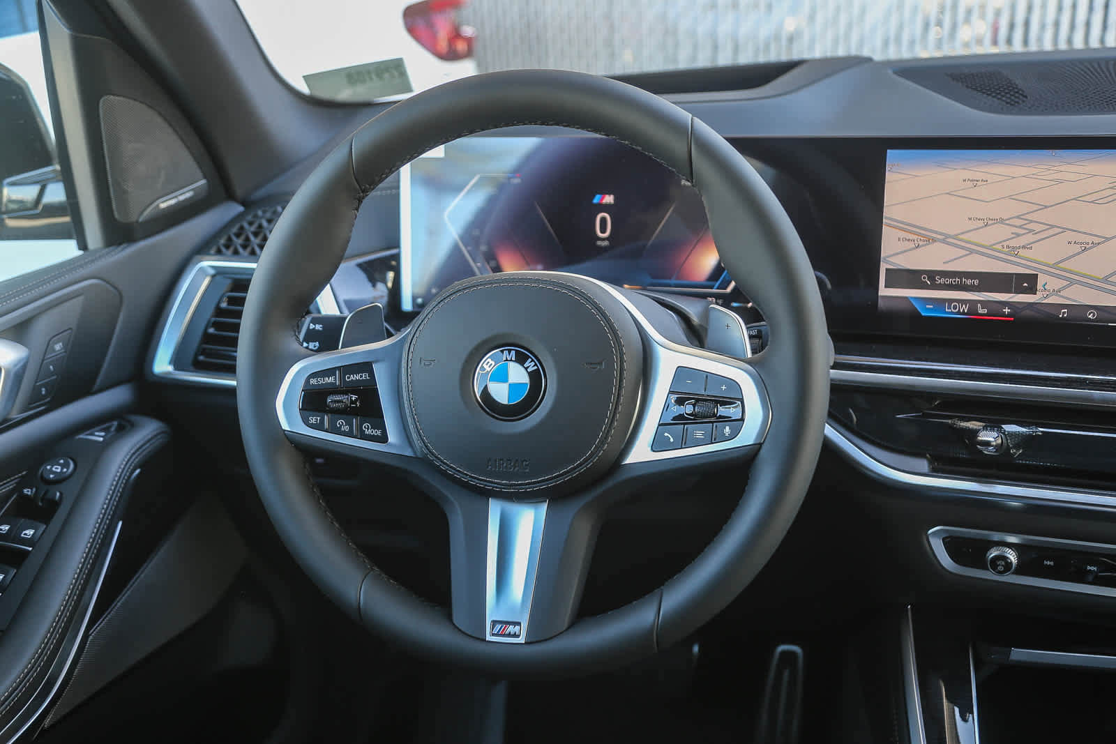 Used 2026 BMW X5 sDrive40i w/ M Sport Package image 12