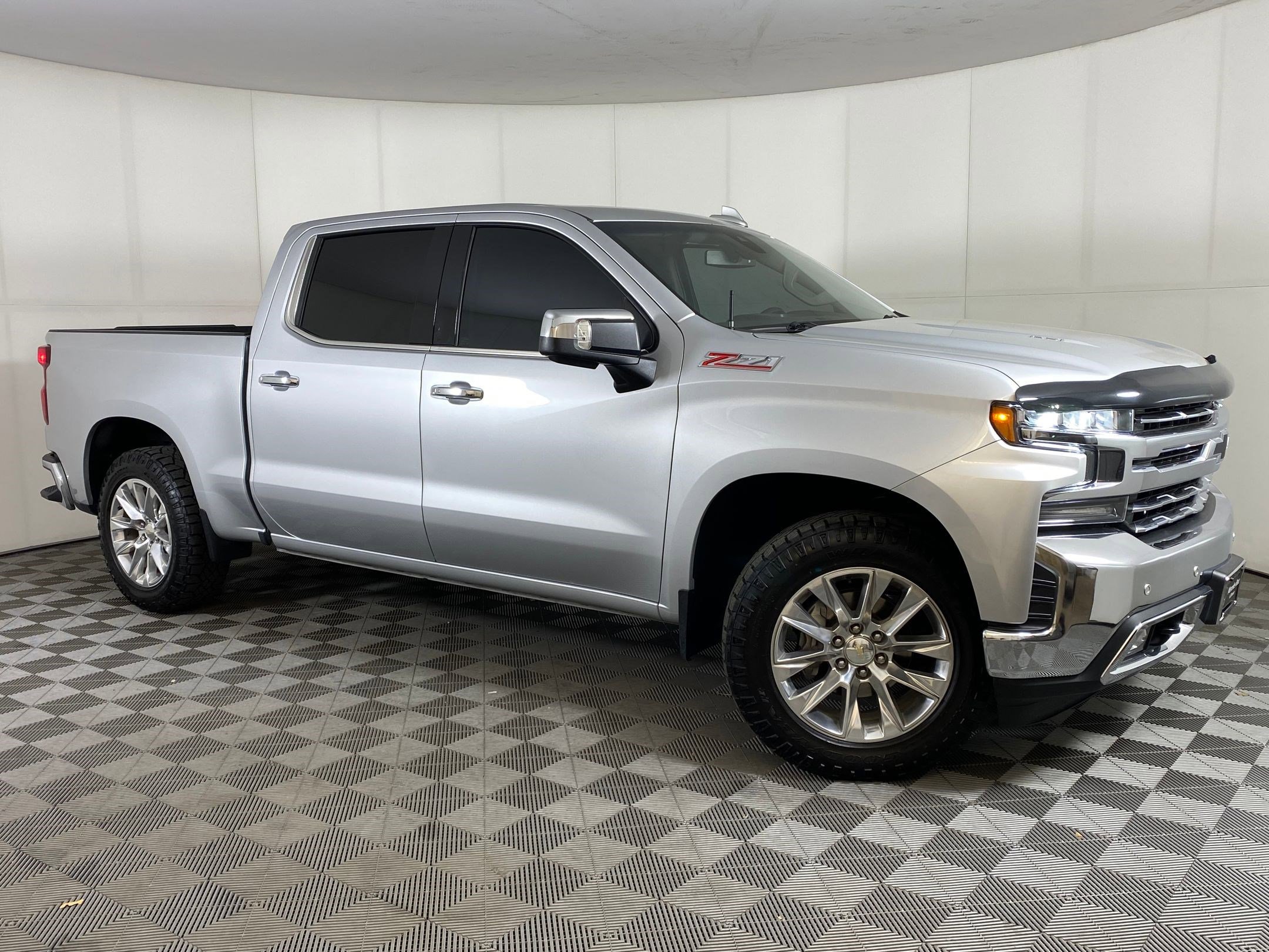 Used 2021 Chevrolet Silverado 1500 LTZ w/ LTZ Premium Package image 6