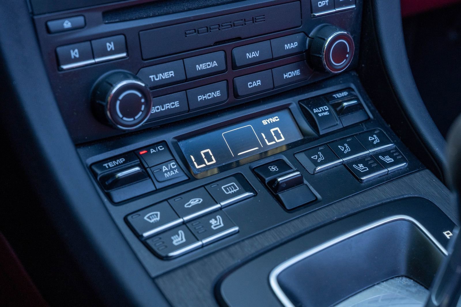 Certified 2018 Porsche 911 Targa 4 GTS image 32