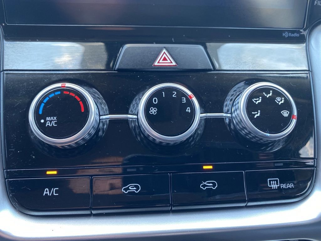 Certified 2021 Kia Sorento LX image 34