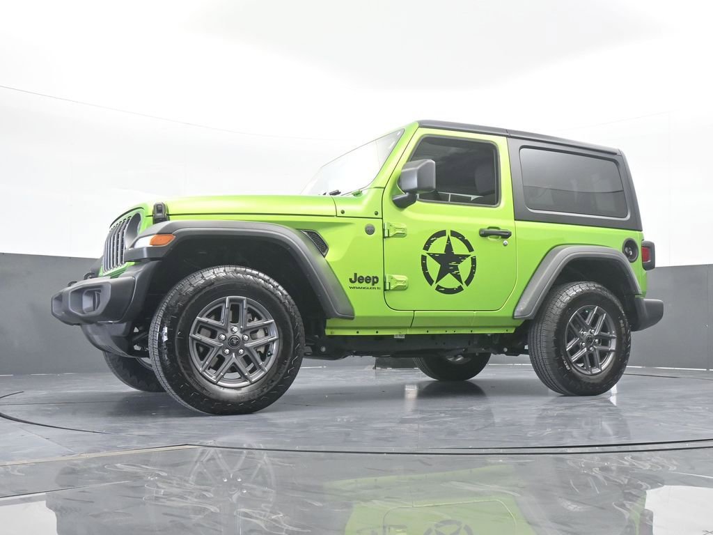 Used 2025 Jeep Wrangler Sport image 48
