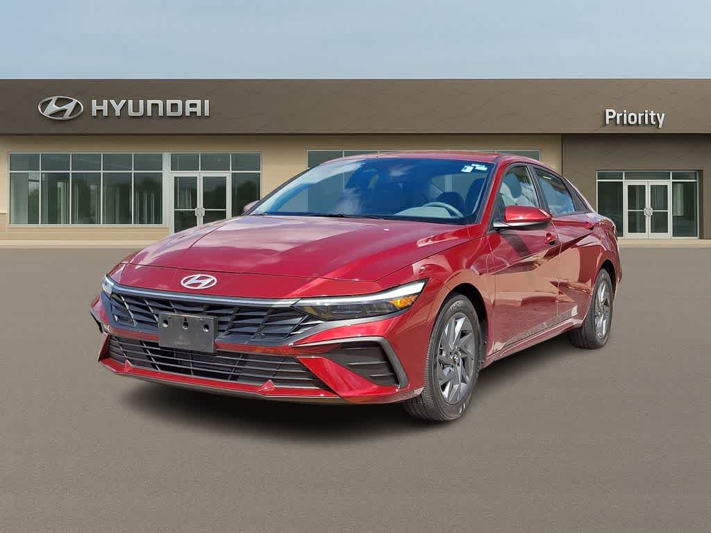Used 2024 Hyundai Elantra SEL