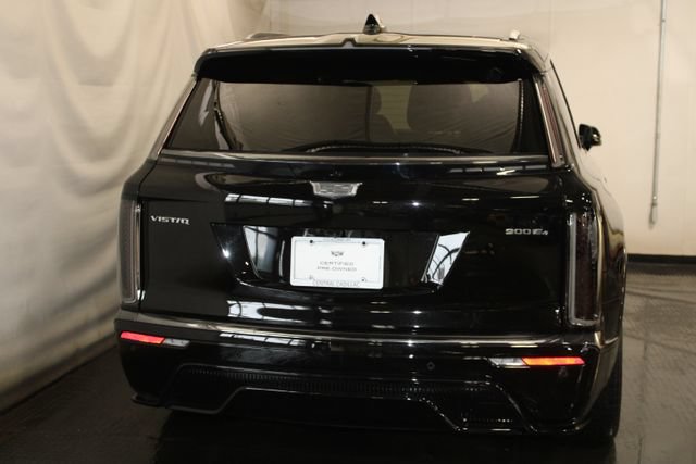 Certified 2026 Cadillac Vistiq Platinum w/ LPO, Floor Liner Package AWD/4WD image 6
