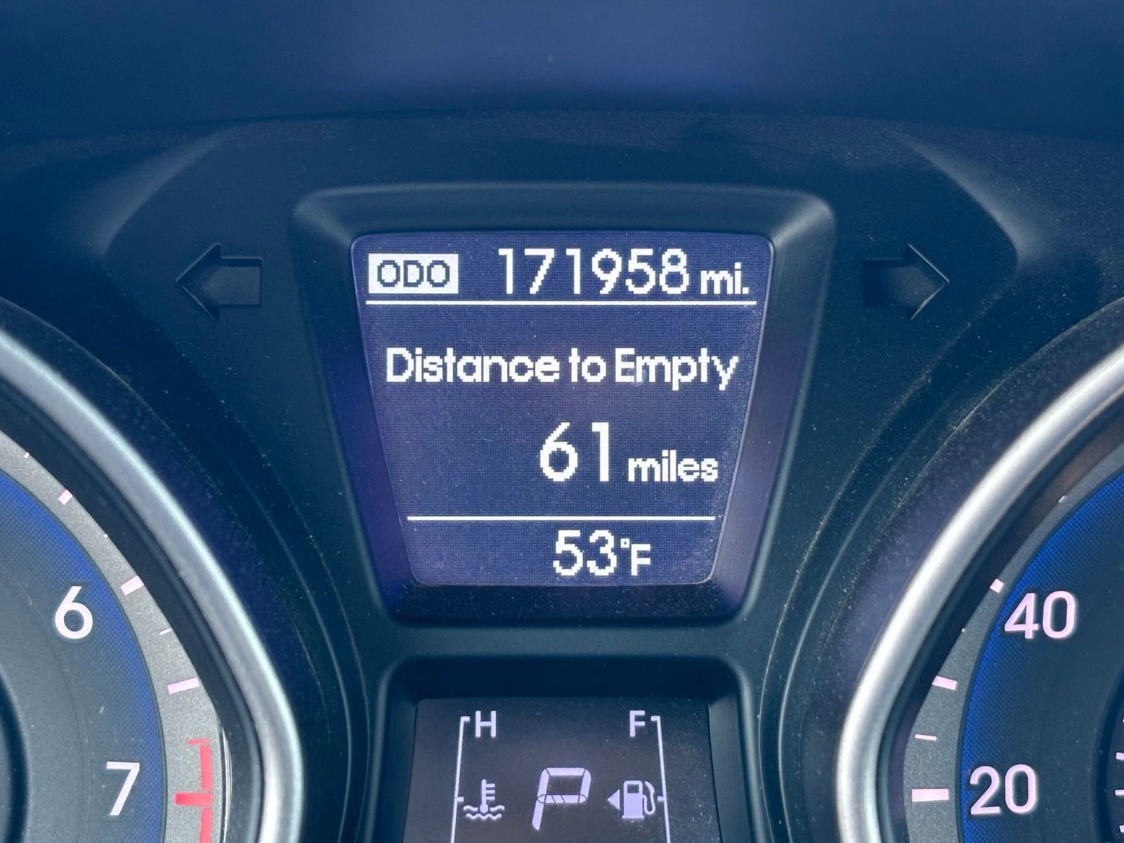 Used 2013 Hyundai Elantra GT w/ Touch & Go Pkg FWD image 12