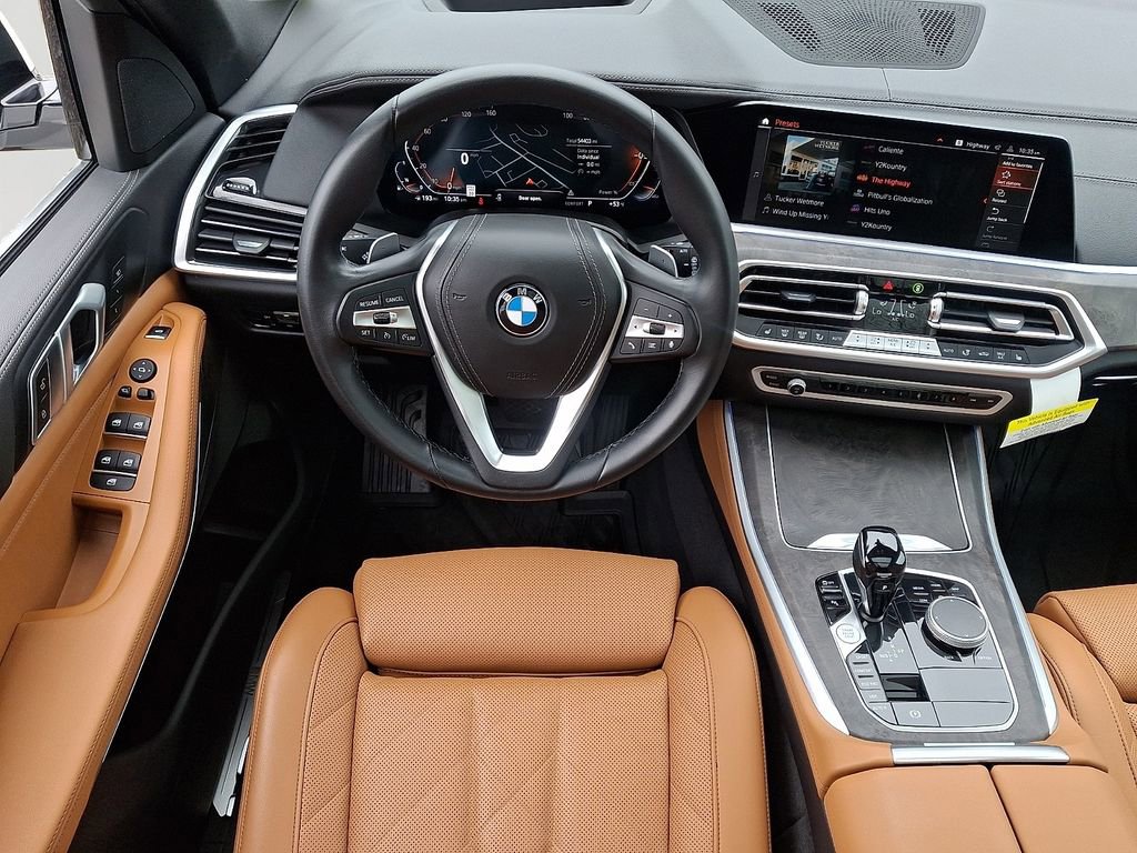 Used 2023 BMW X5 xDrive40i w/ Premium Package image 12