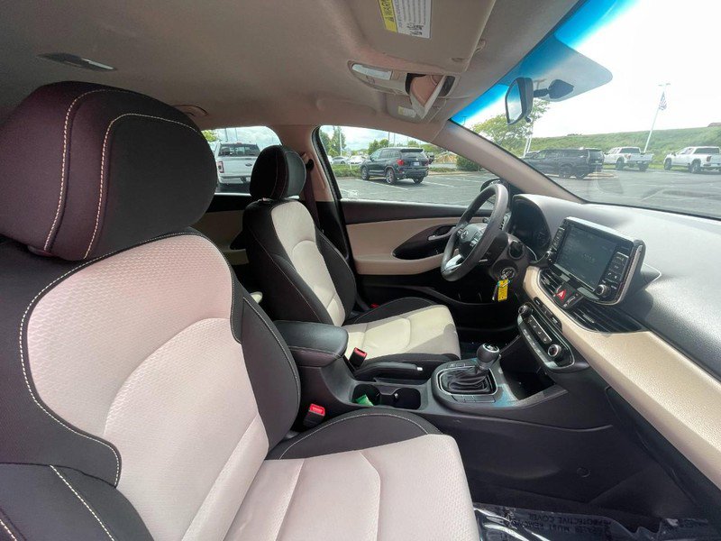 Used 2018 Hyundai Elantra GT image 10