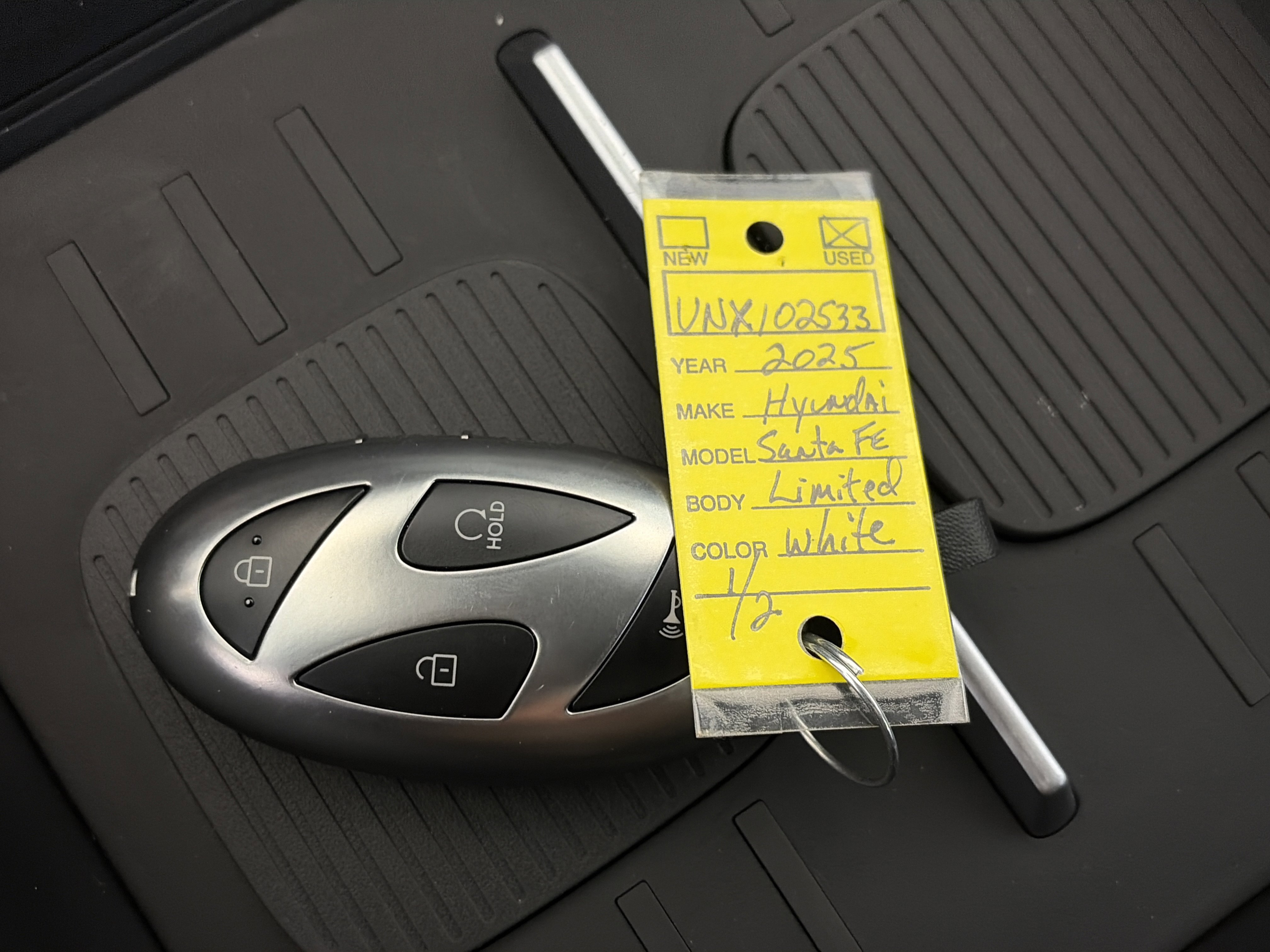 Used 2025 Hyundai Santa Fe Limited image 33