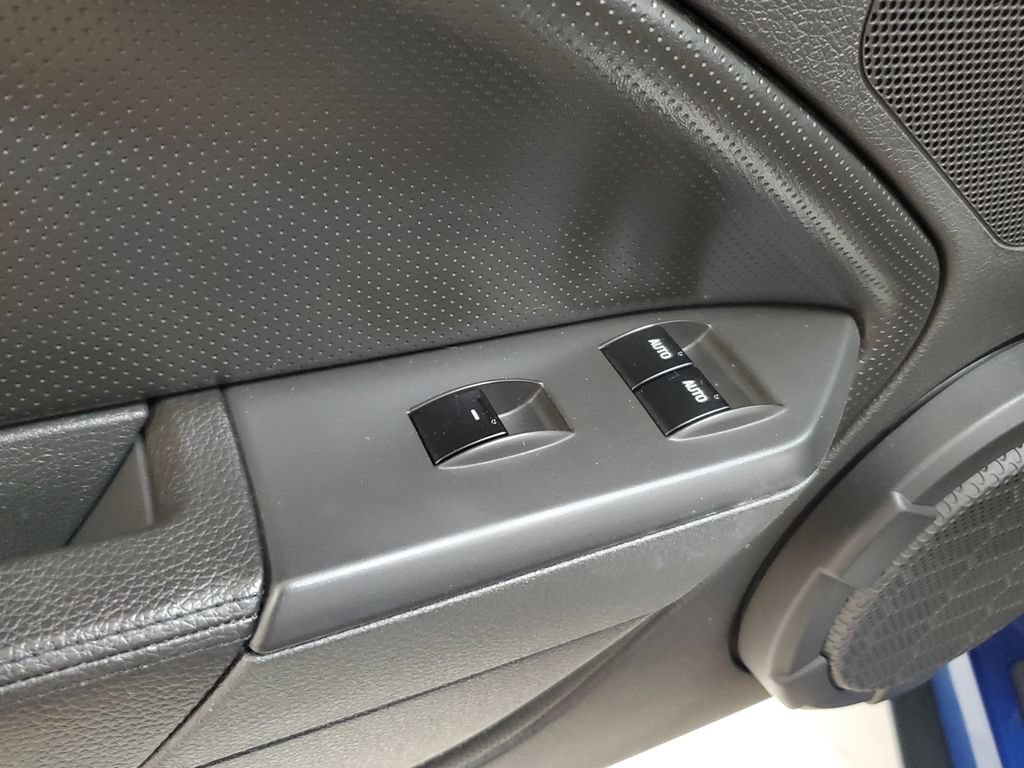Used 2007 Ford Mustang Shelby GT500 RWD image 11